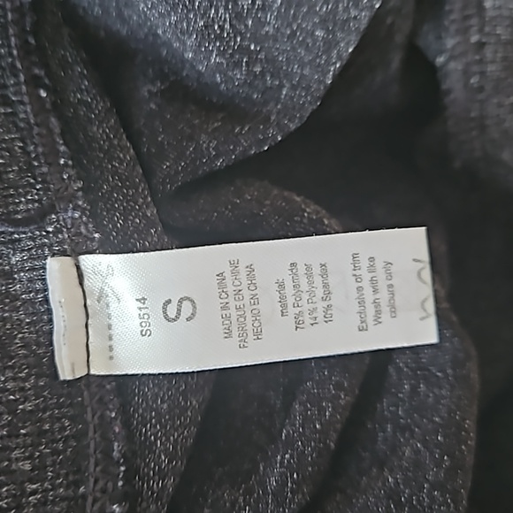 Runched Dark Grey Gray Charcoal Leggings Womens Small Compression NWOT - Picture 11 of 15